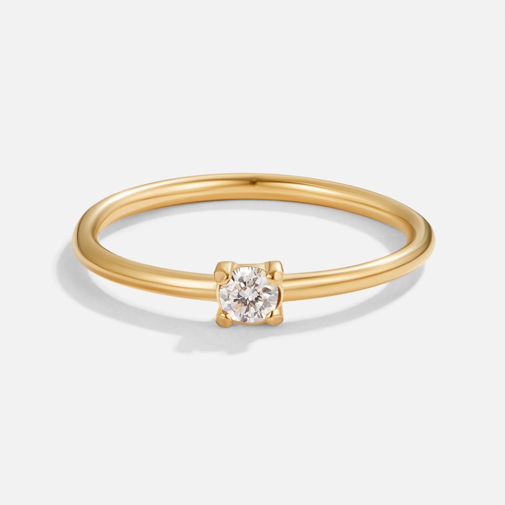 Bague en or avec pierre de naissance d'avril