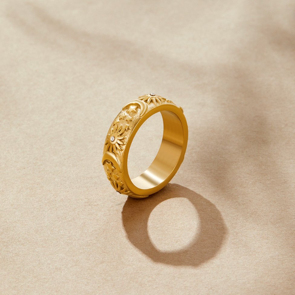 Bague en or céleste