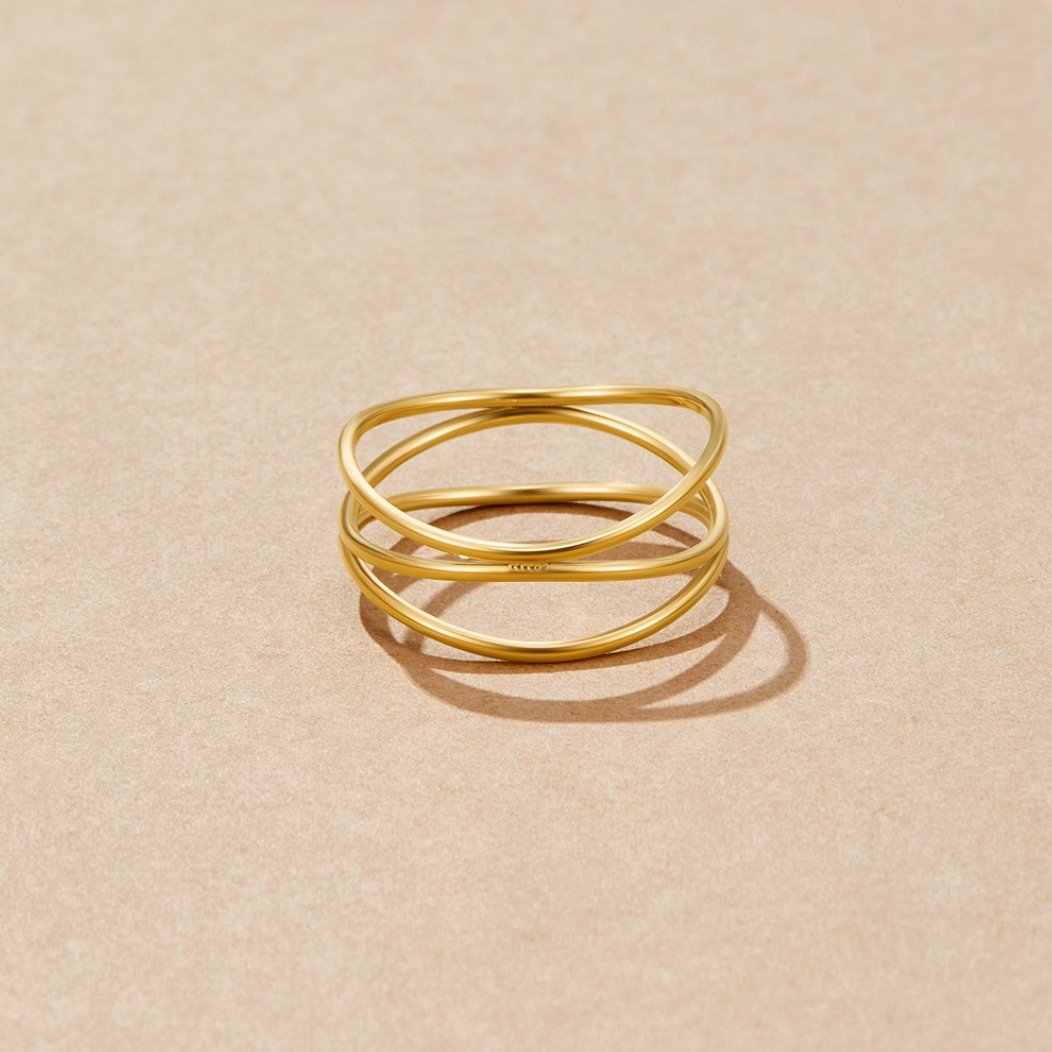 Bague à boucle infinie en or