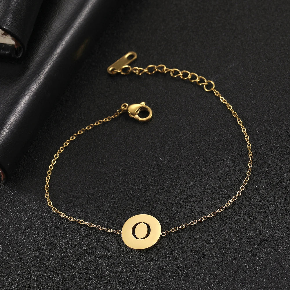 Amara™ | Armband mit Initialen aus Edelstahl