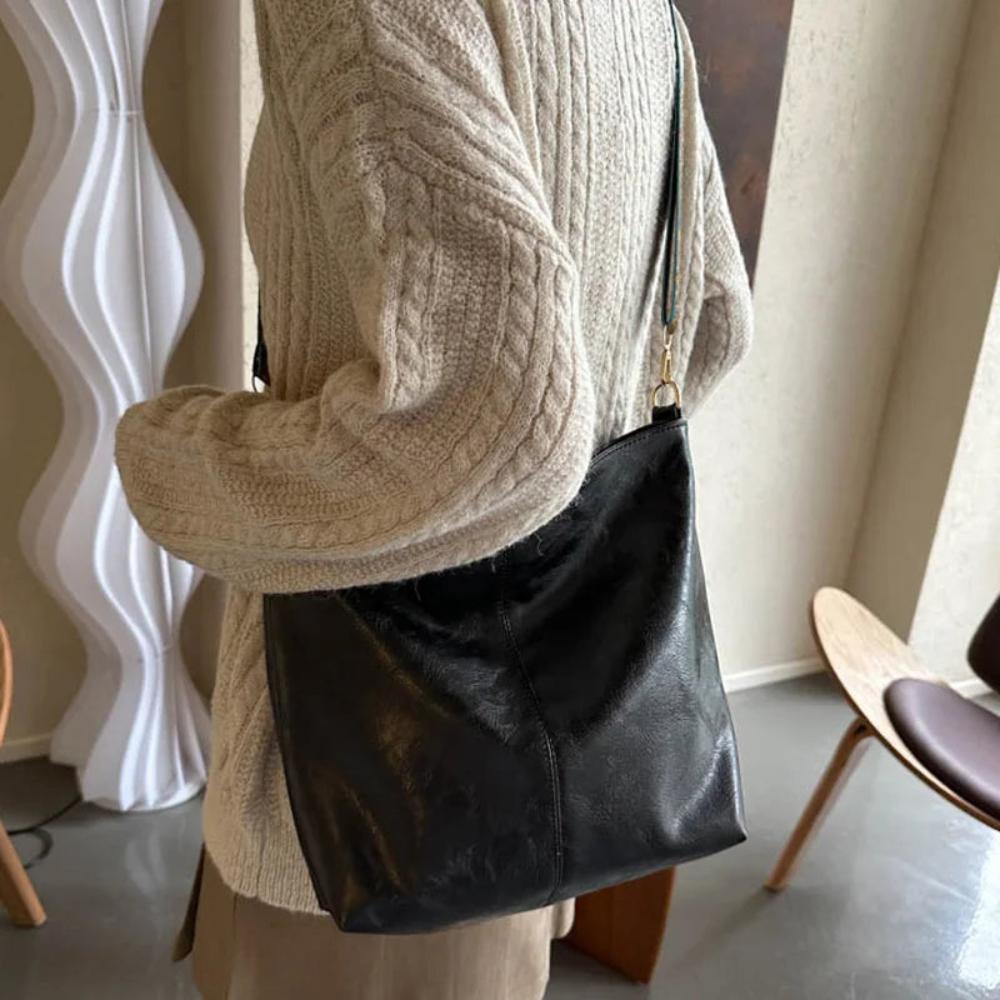 Freya | Zeitlose Vintage Schultertasche