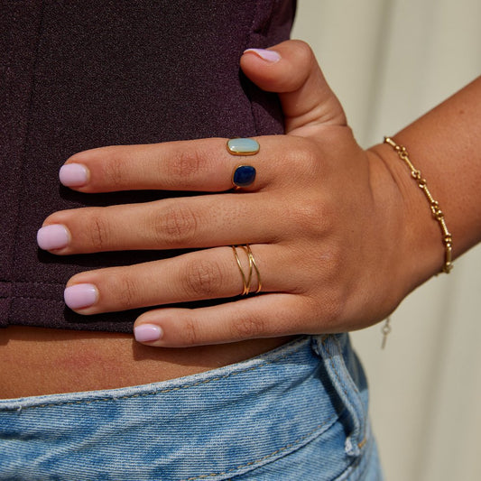 Bague enveloppante en aigue-marine