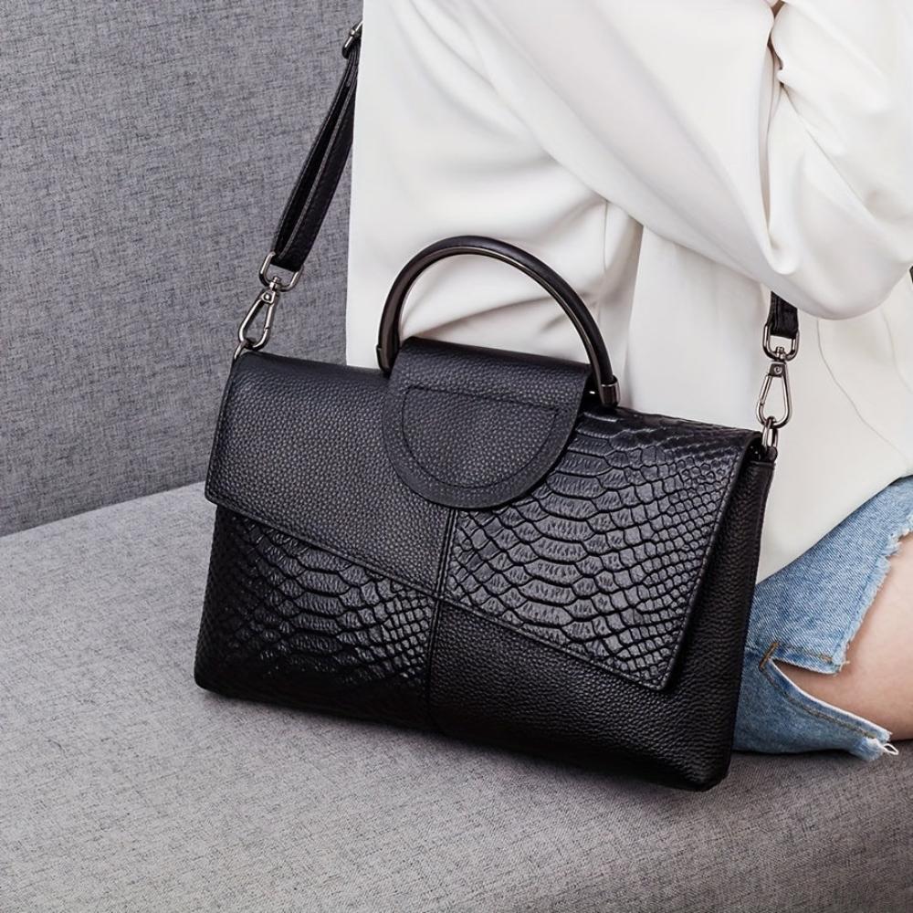 Cassandra | Handtasche Mit Opulentem Krokodilmuster