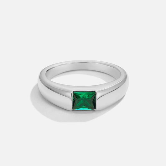 Bague en argent et émeraude