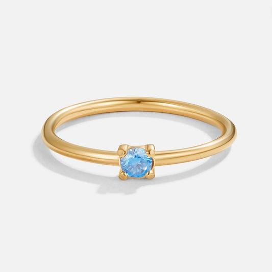Bague en or avec pierre de naissance du mois de mars