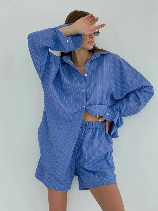 Nadine │Blau-weiß gestreiftes Pyjama-Set