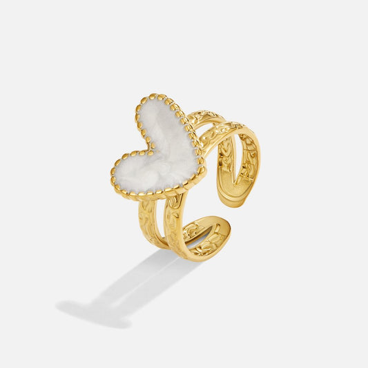 Bague en or au cœur pur