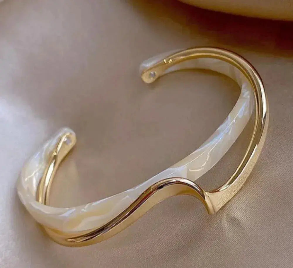 Ondée™ | Armreif mit goldfarbener Oberfläche